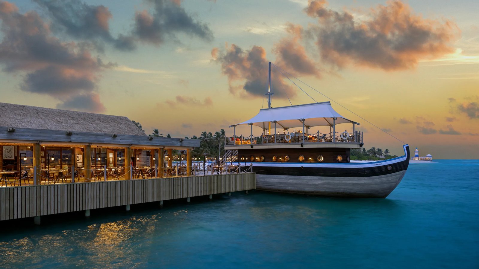 InterContinental Maldives Maamunagau Resort, at the table