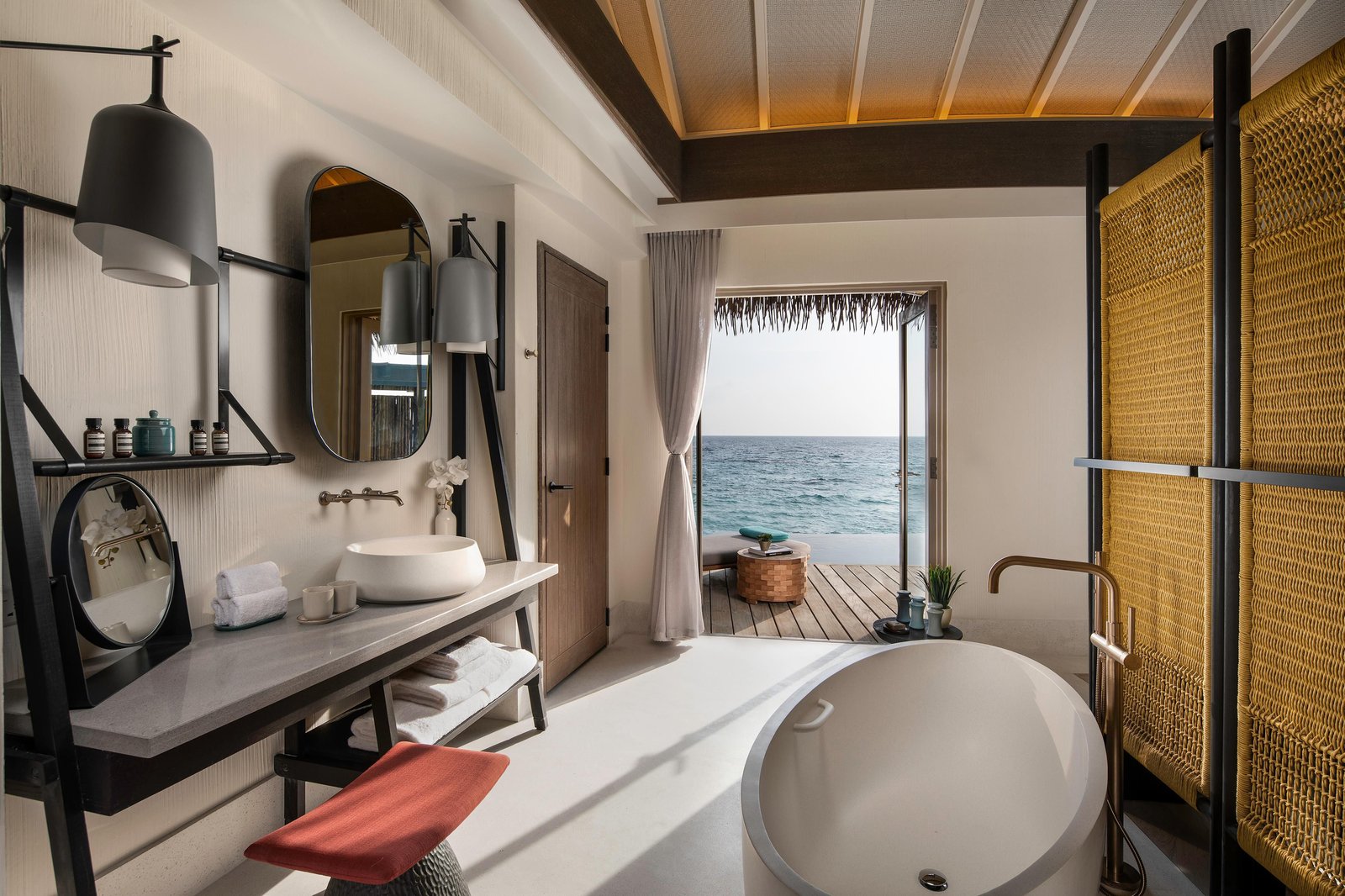 InterContinental Maldives Maamunagau Resort, rooms