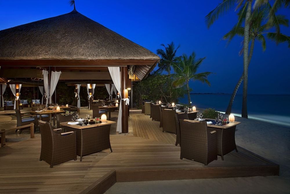 JA Manafaru, ocean grill