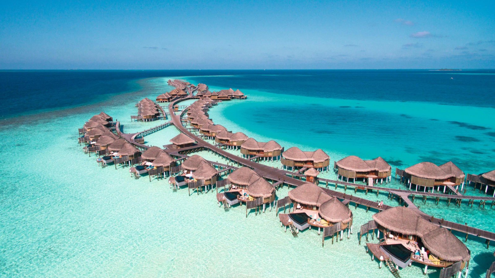 Constance Halaveli Maldives, vibe