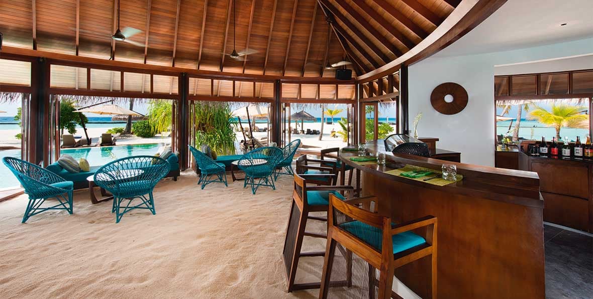 Constance Halaveli Maldives, eat & drink