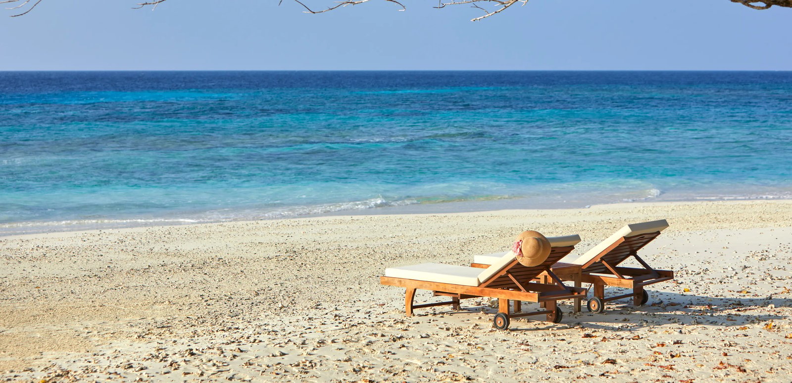 Taj Coral Reef Resort & Spa, Maldives, vibe