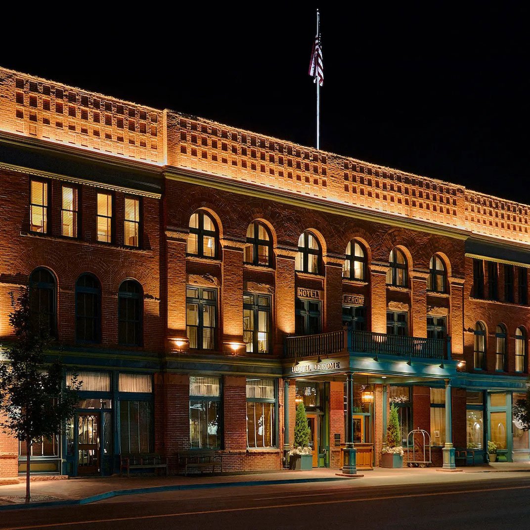 Hotel Jerome, backstory