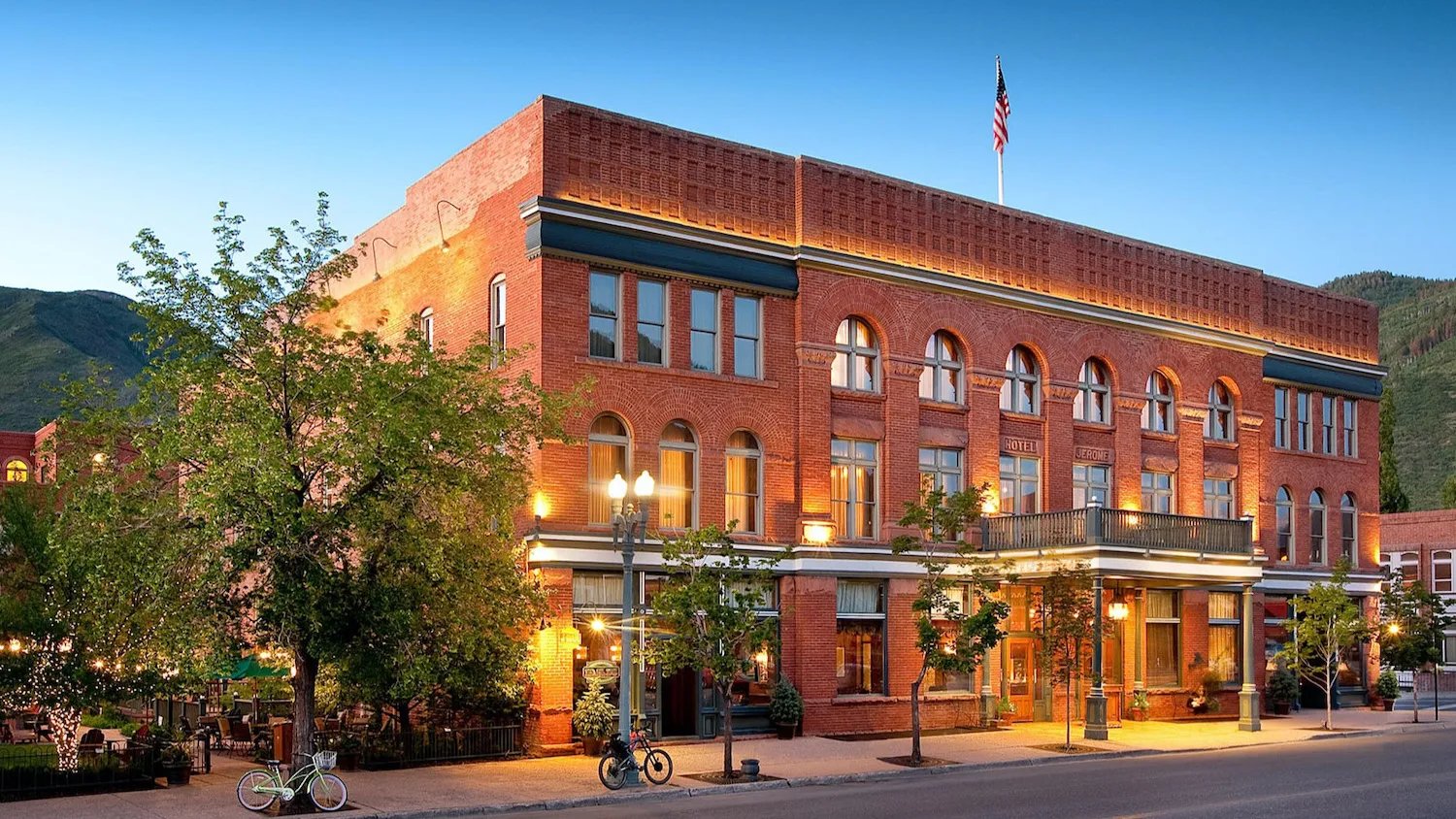 Hotel Jerome, backstory