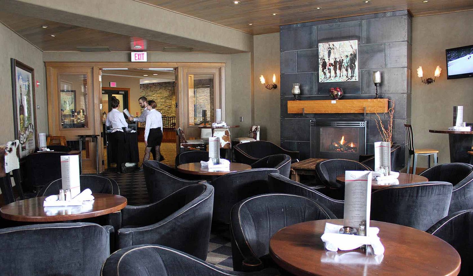 The Summit Hotel, eat & drink