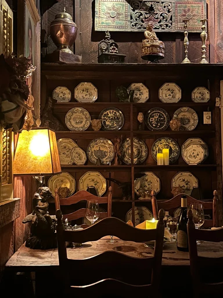 Deetjen's Big Sur Inn, eat & drink