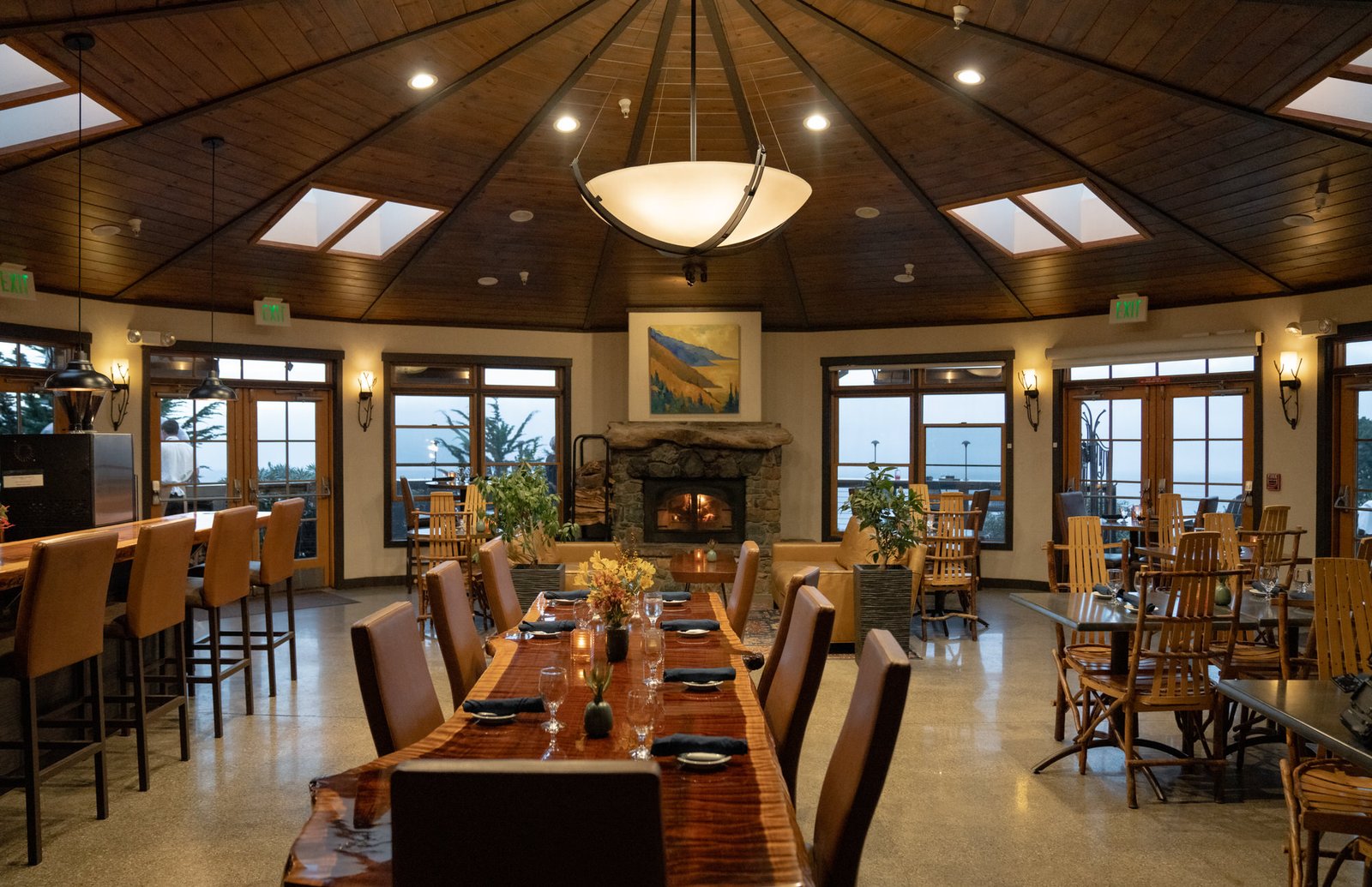 Treebones Resort, eat & drink