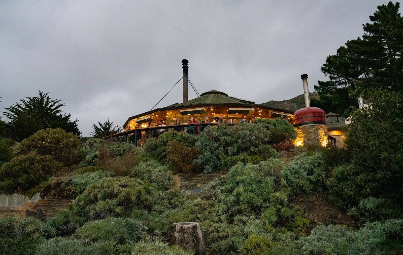 Treebones Resort, eat & drink