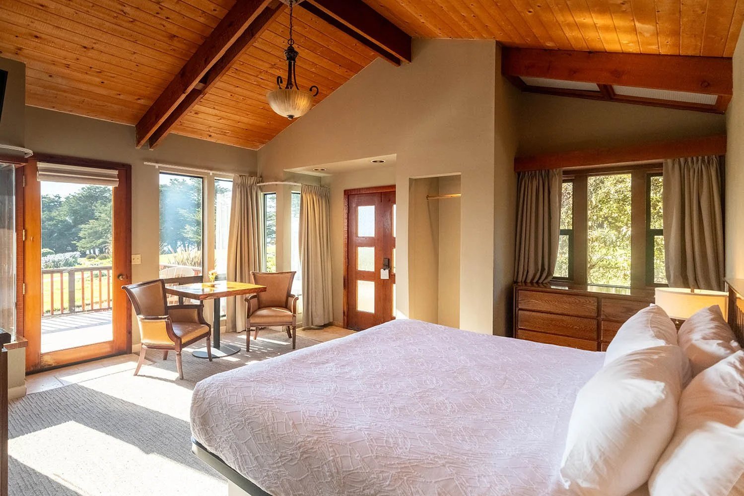 Ragged Point Inn & Resort, rooms