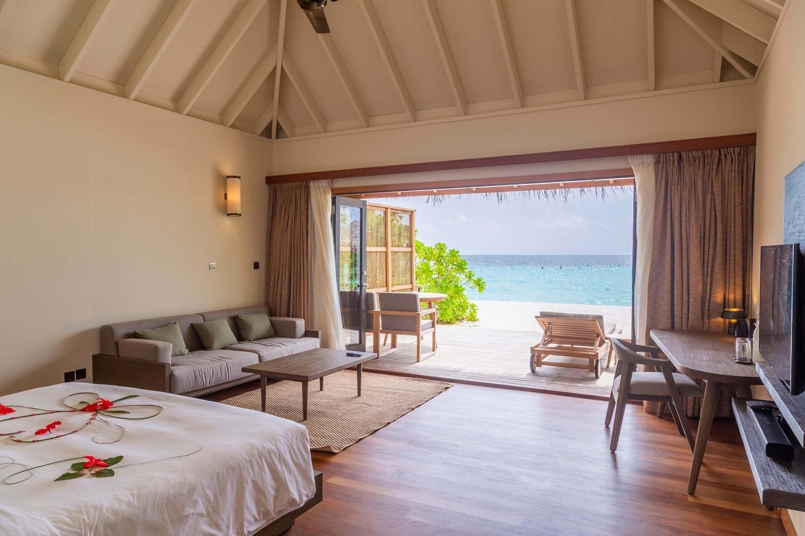 Veligandu Maldives Resort Island, rooms