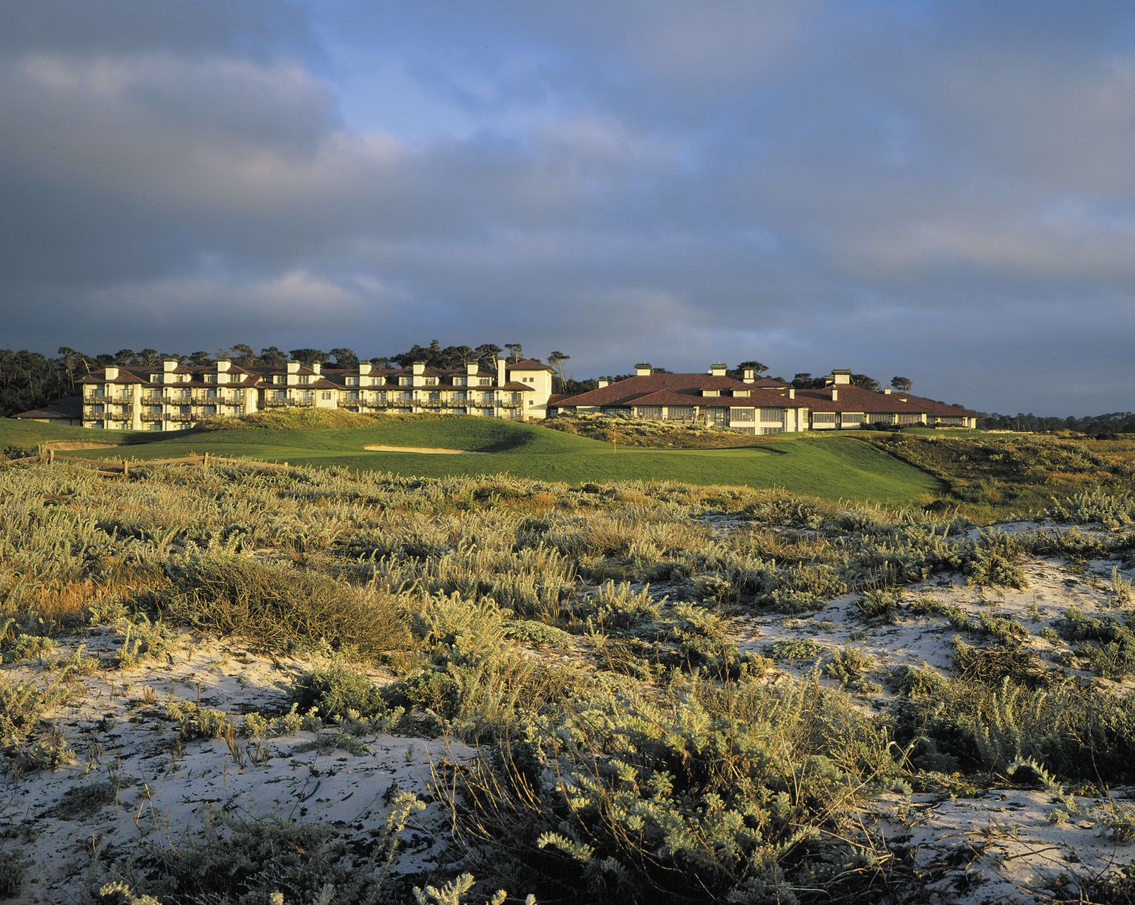 The Inn at Spanish Bay, vibe