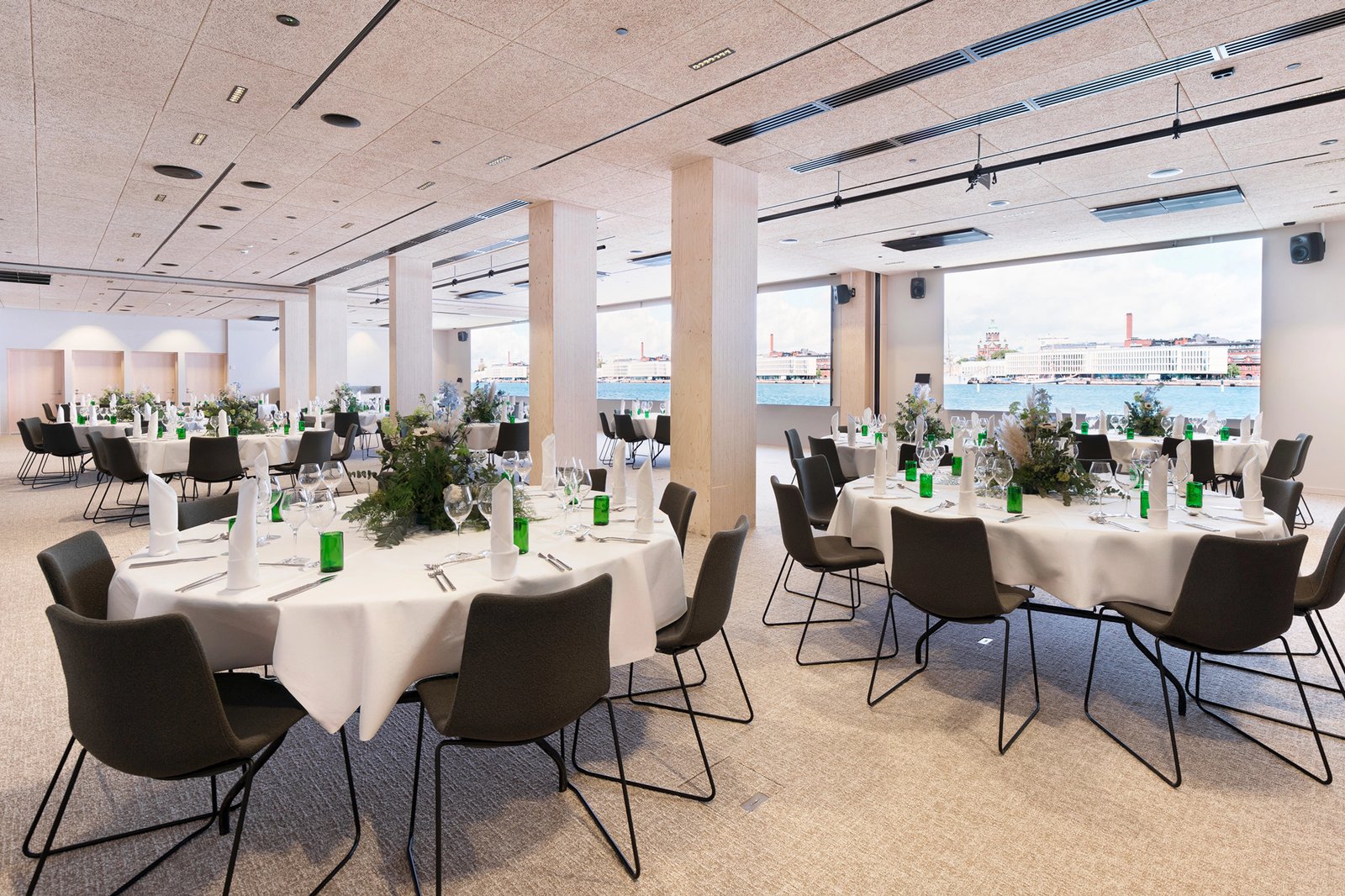 Solo Sokos Hotel Pier 4 — eat & drink