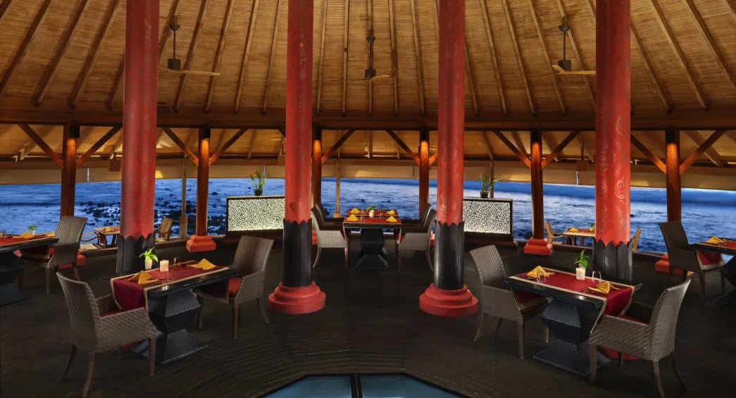 Anantara Dhigu Maldives Resort, eat & drink