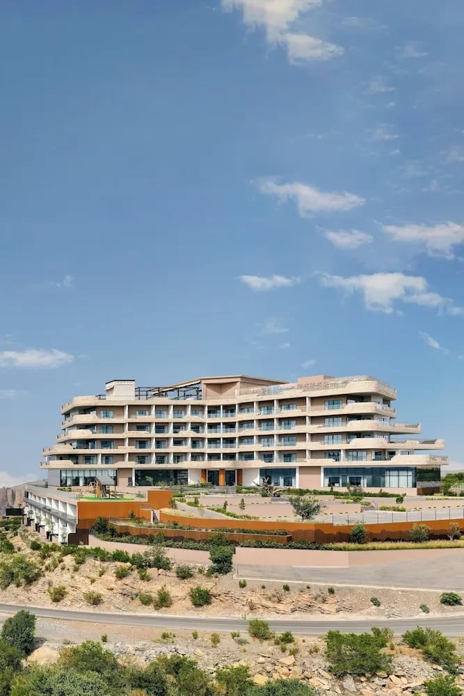 Hotel Indigo Jabal Akhdar Resort & Spa by IHG, backstory