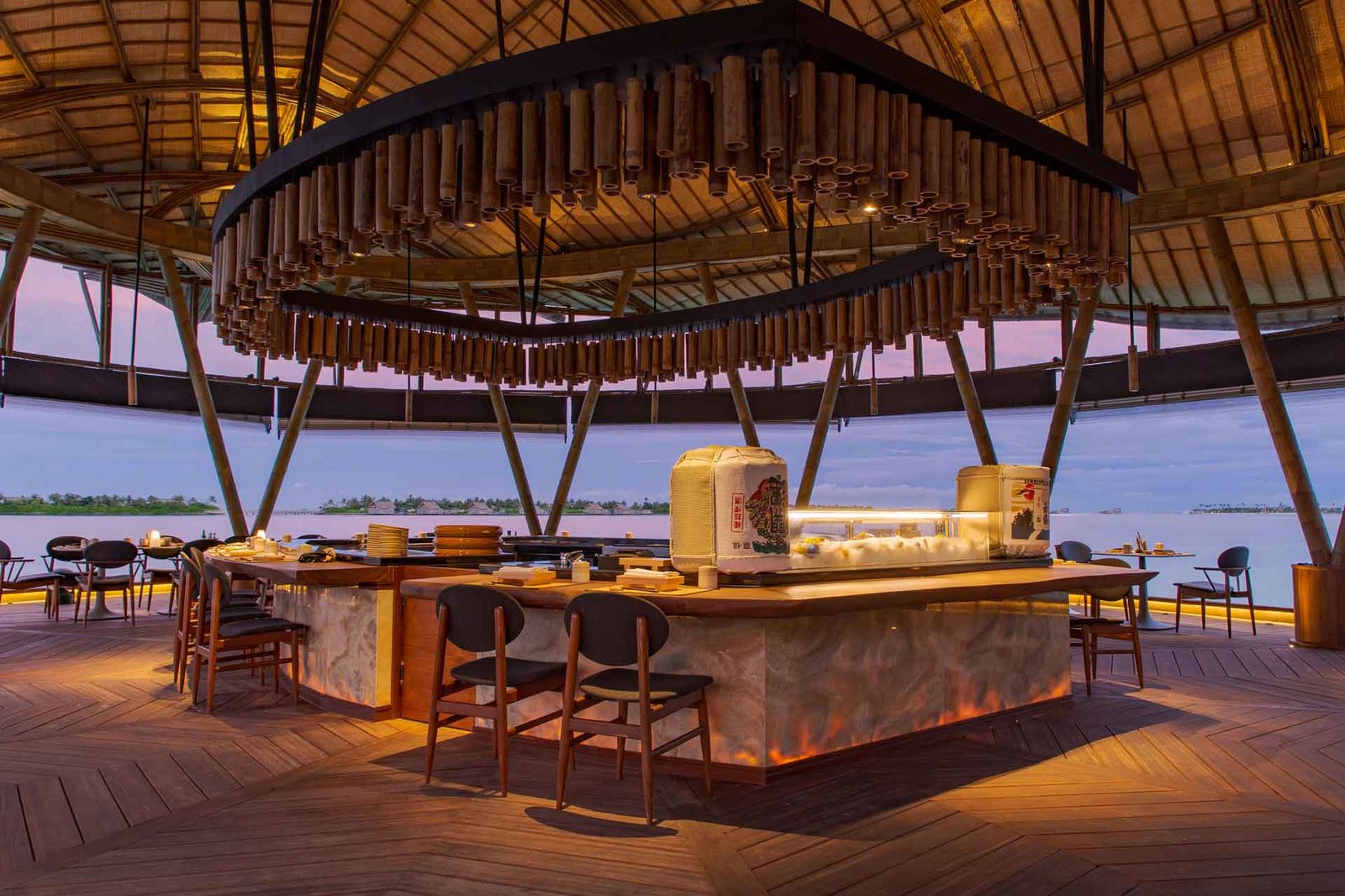 Waldorf Astoria Maldives Ithaafushi, eat & drink
