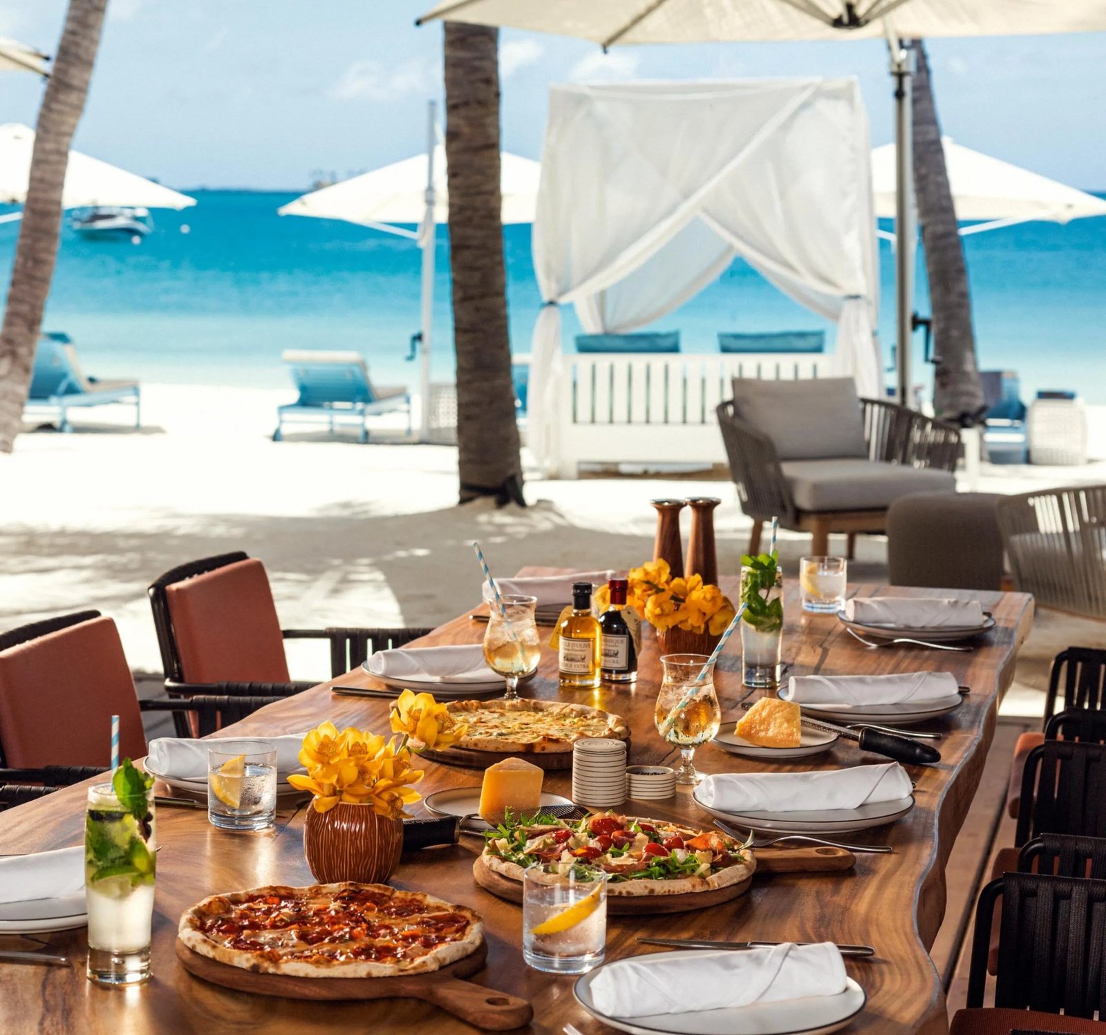 Waldorf Astoria Maldives Ithaafushi, eat & drink