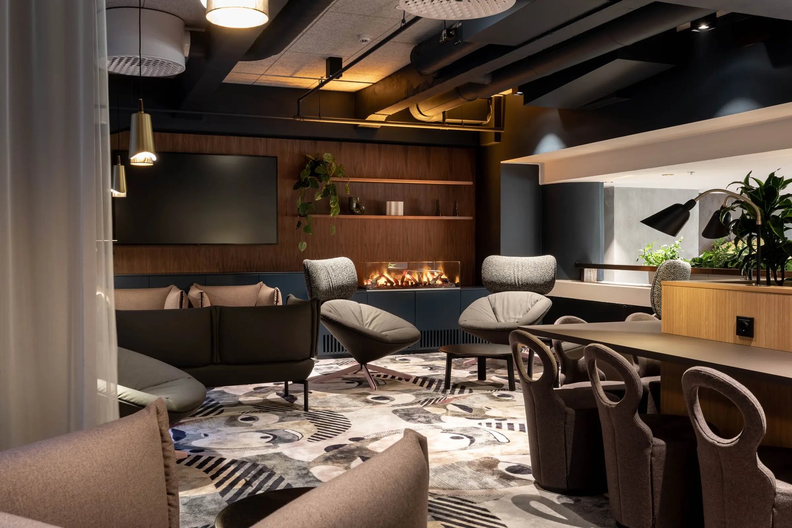 Scandic Helsinki Hub — vibe