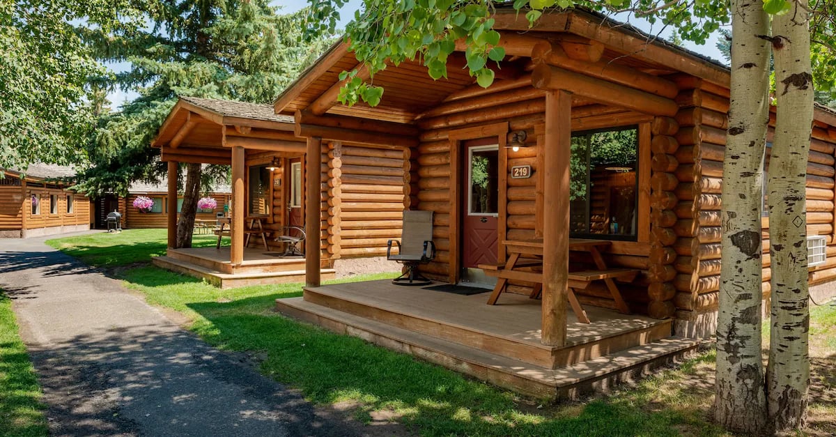 Cowboy Village Resort, backstory