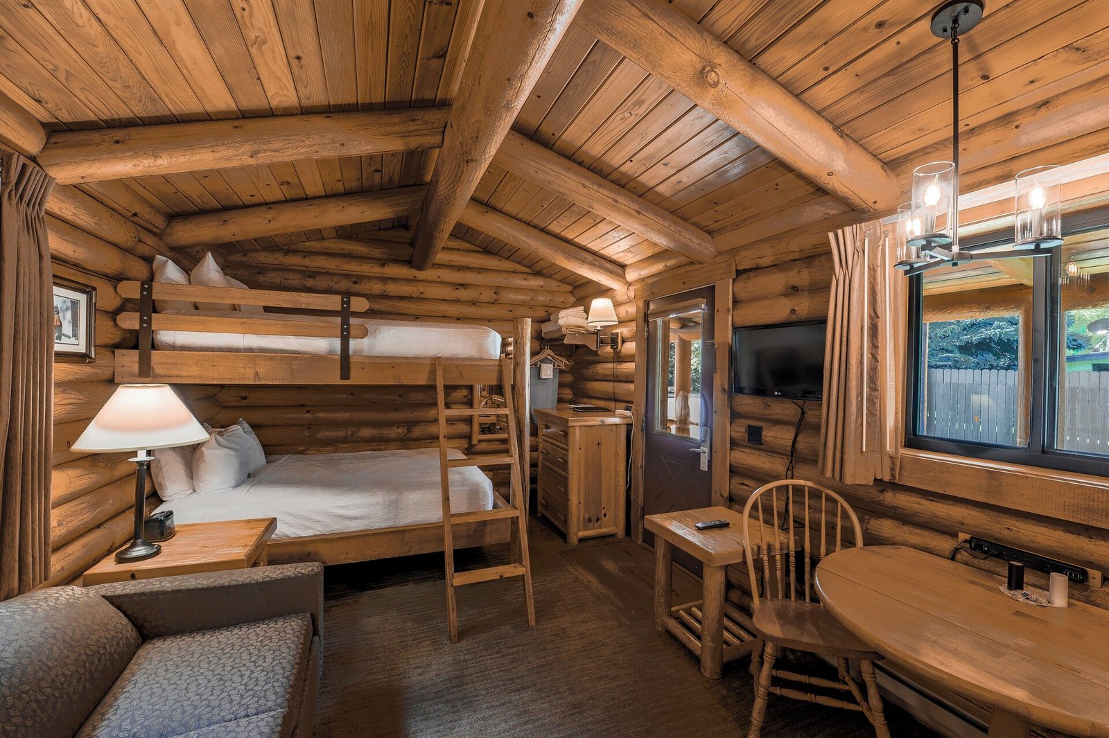 Cowboy Village Resort, rooms