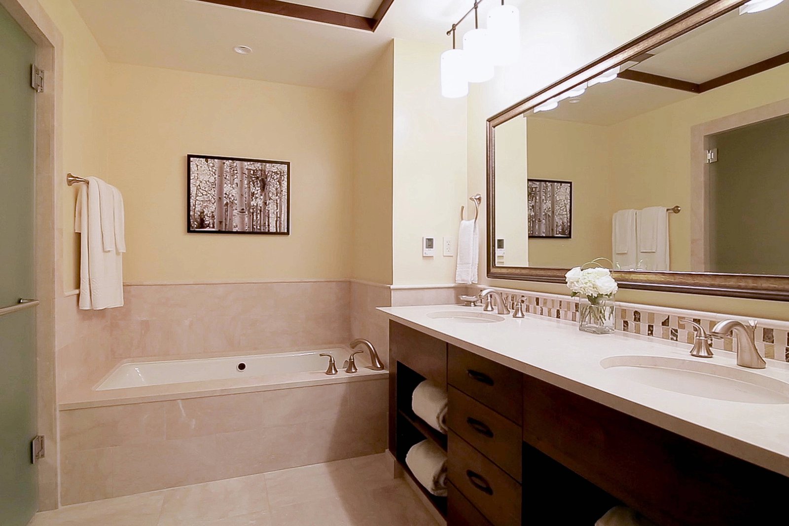 The Ritz-Carlton, Lake Tahoe, rooms