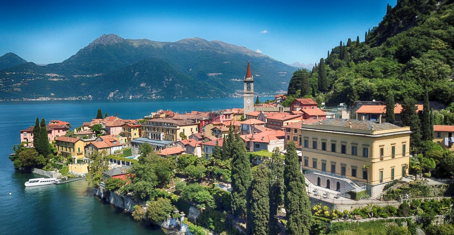 Hotel Villa Cipressi, backstory