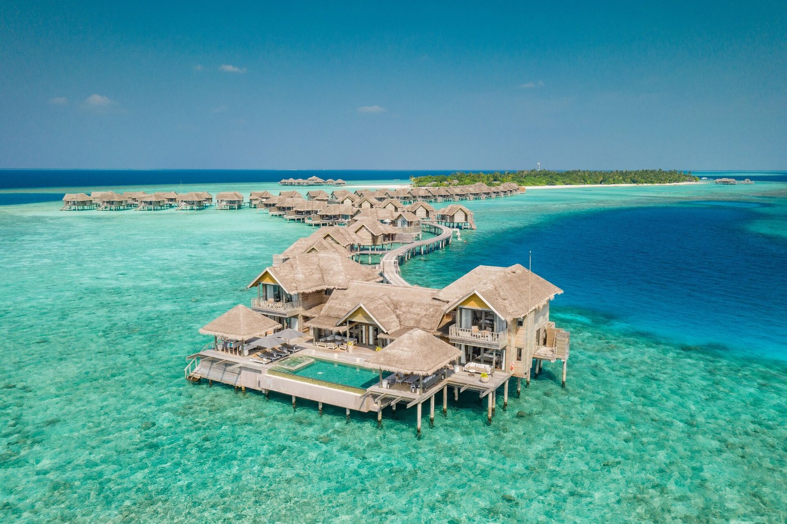 Vakkaru Maldives, backstory