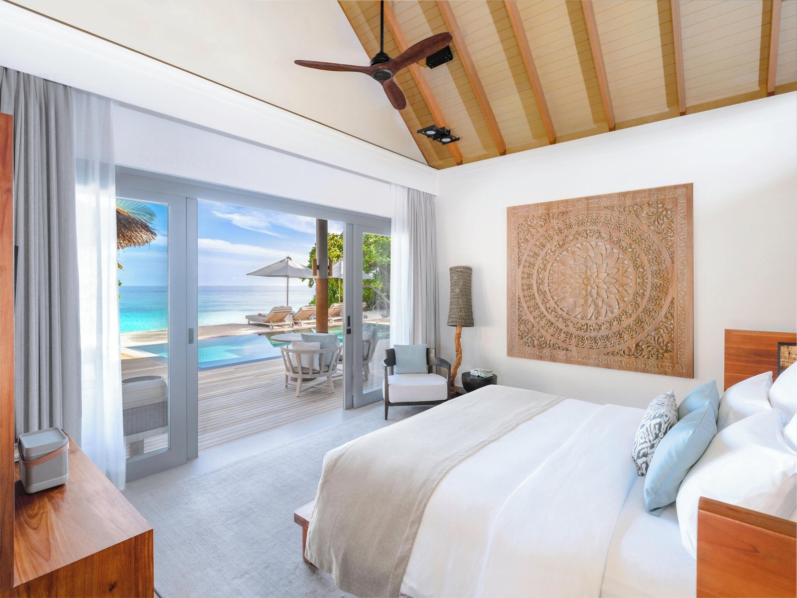Vakkaru Maldives, rooms
