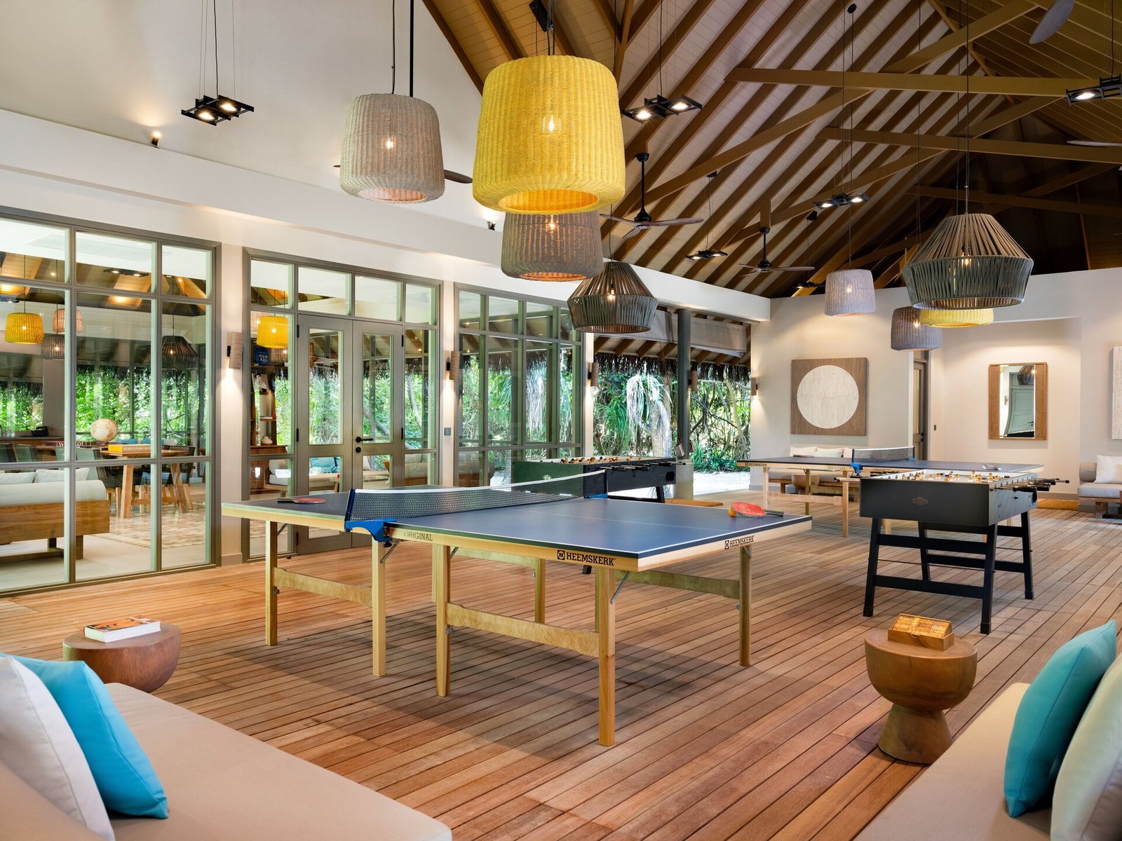 Vakkaru Maldives, eat & drink