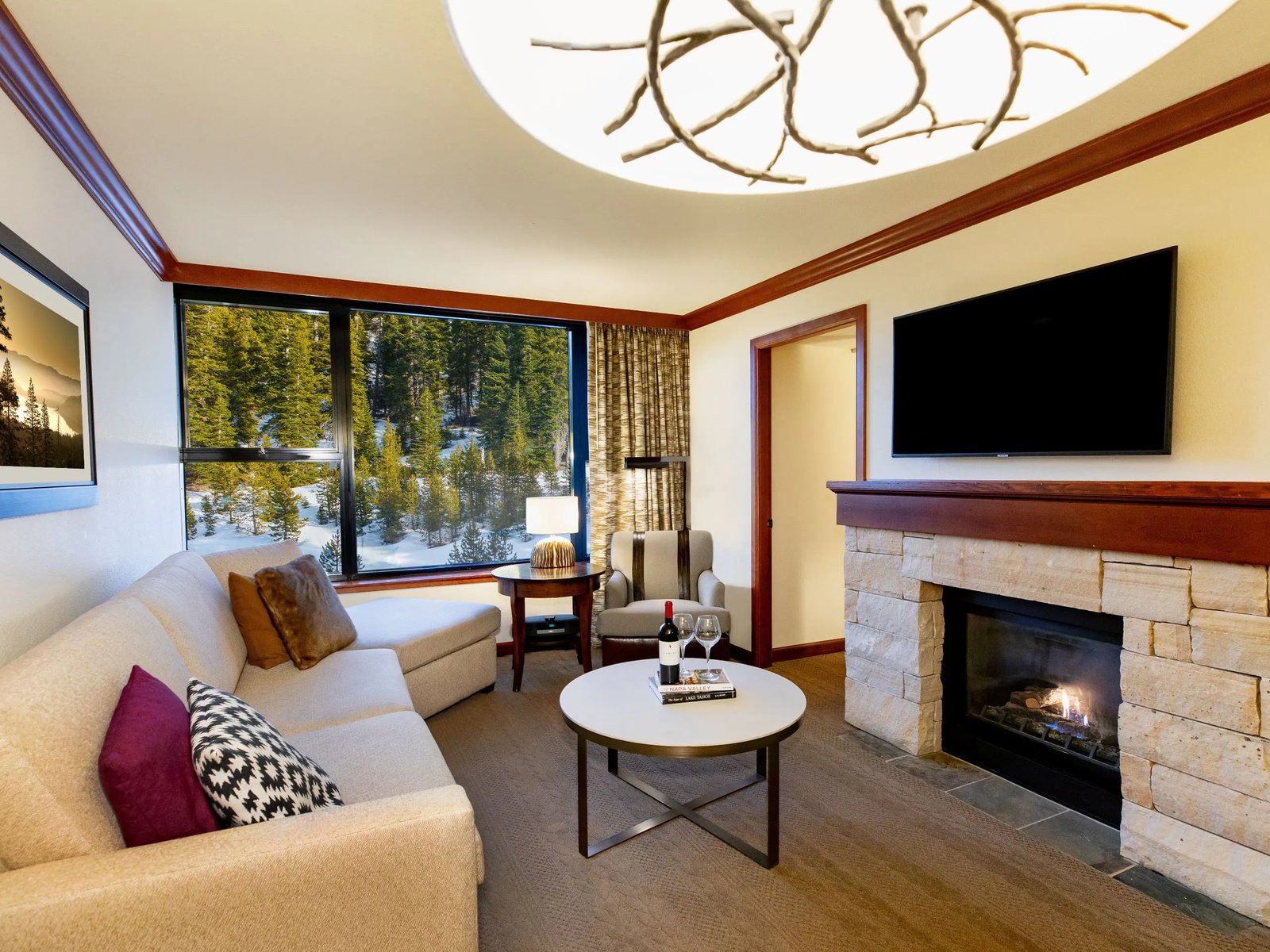Everline Resort & Spa Lake Tahoe - Destination by Hyatt, rooms