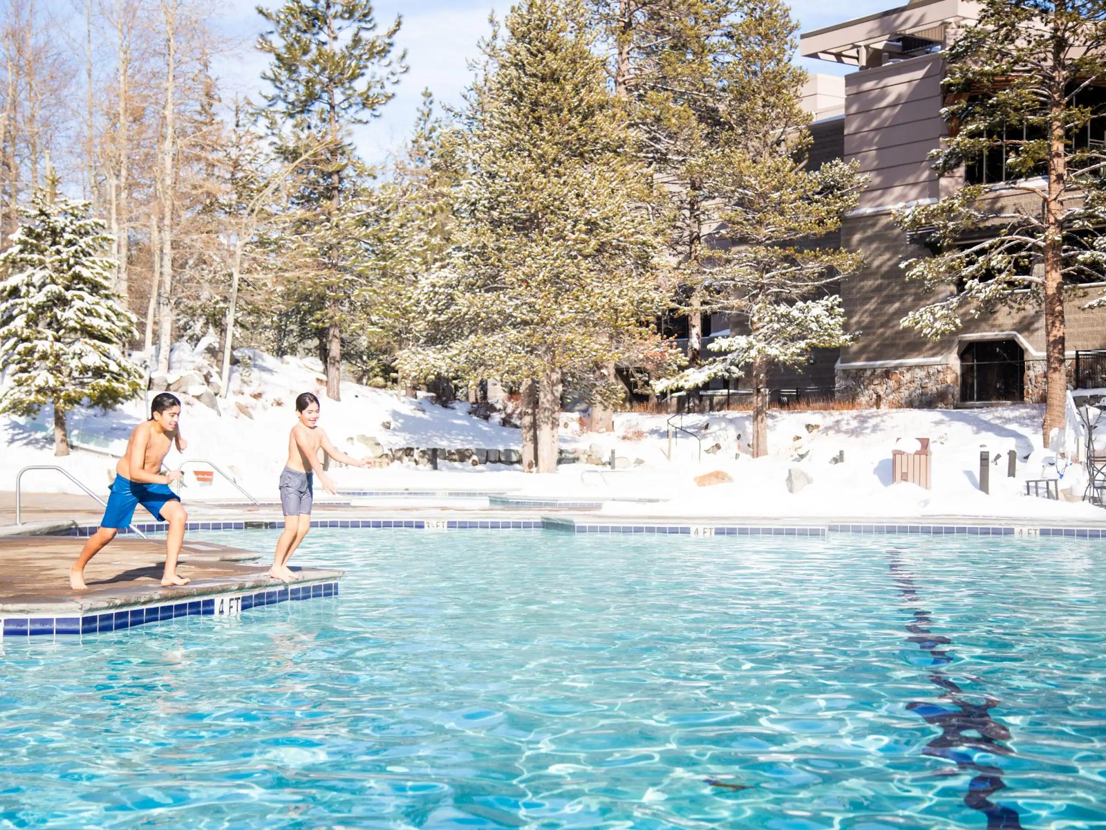 Everline Resort & Spa Lake Tahoe - Destination by Hyatt, the pool