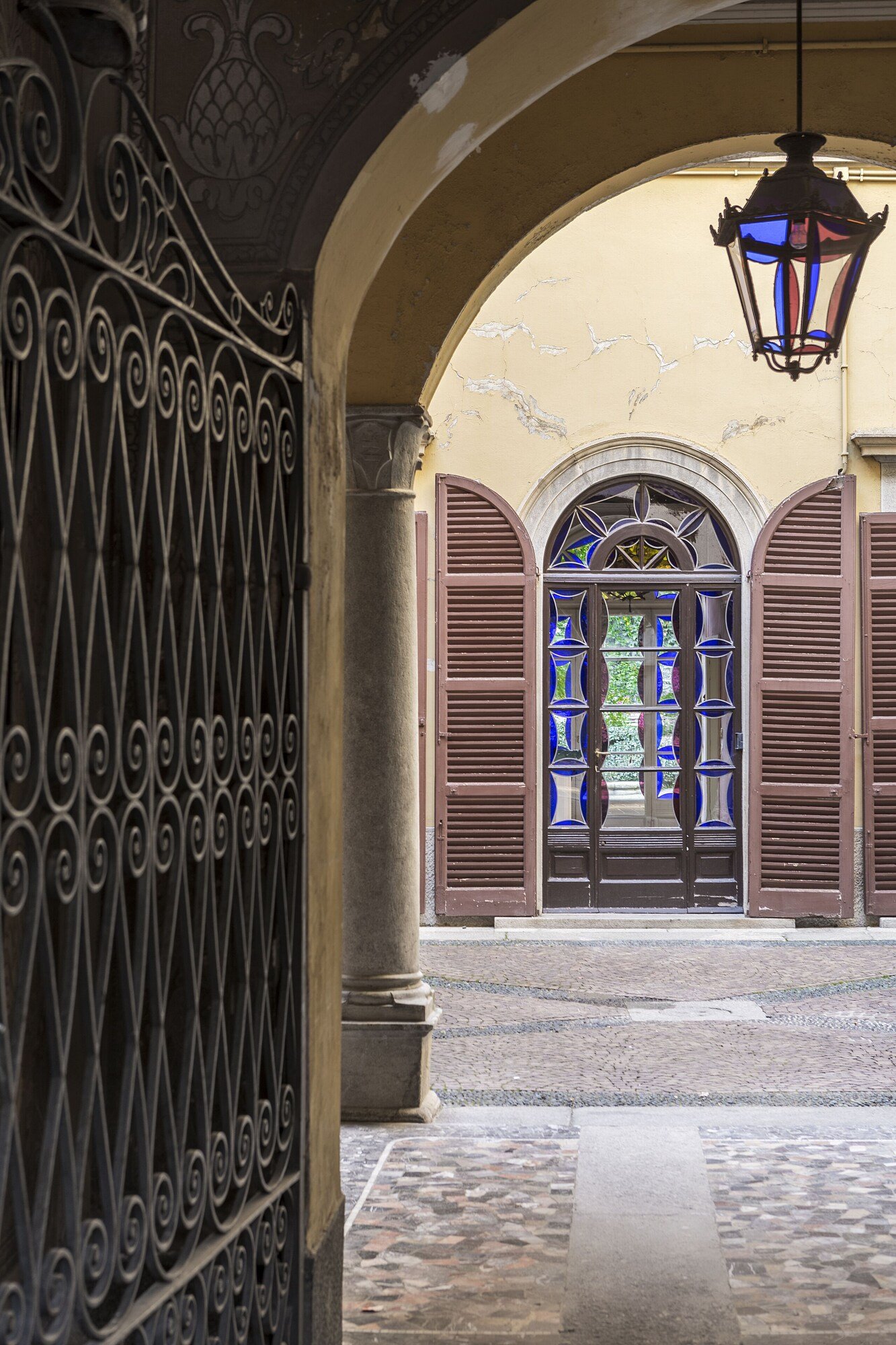 Palazzo Albricci Peregrini, backstory