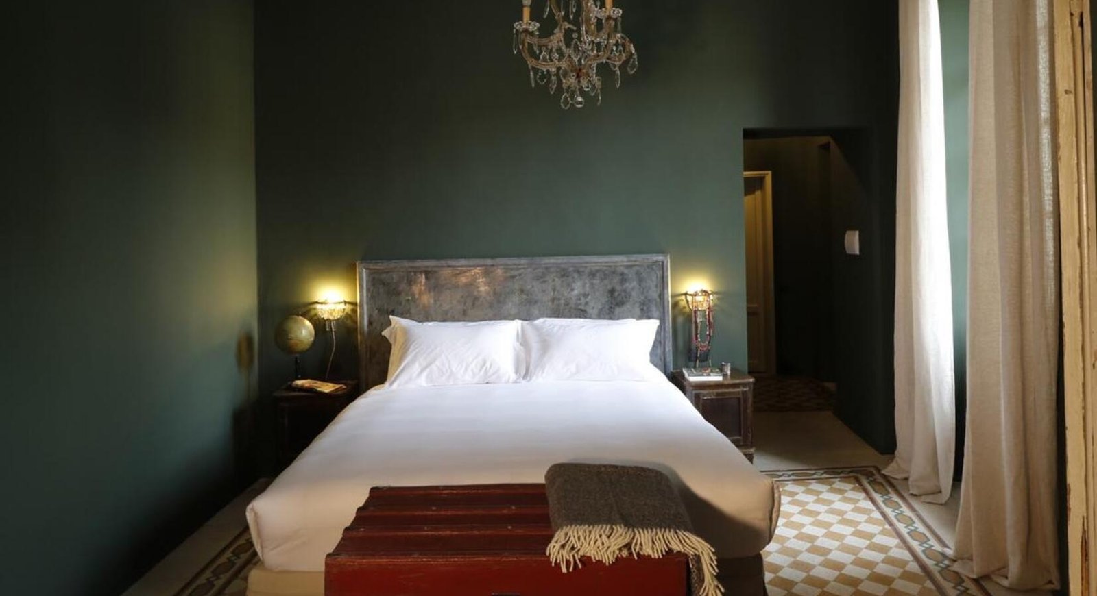 Palazzo Albricci Peregrini, rooms