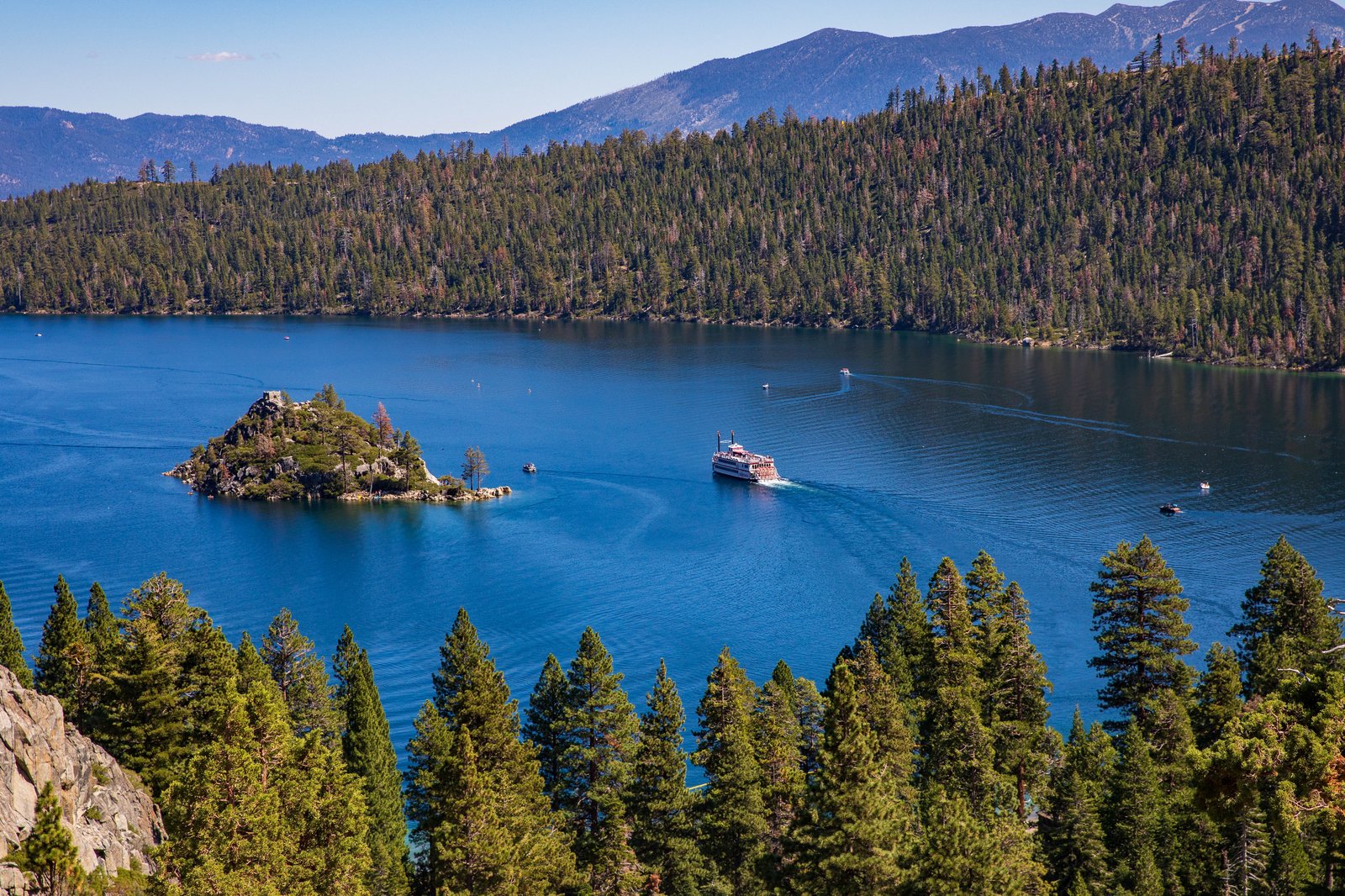 Zephyr Cove Resort, vibe