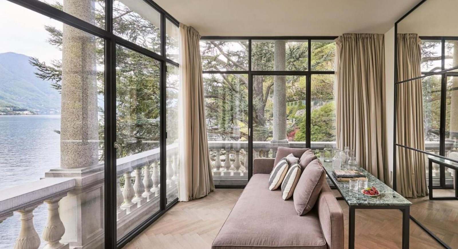 Villa Lario, rooms