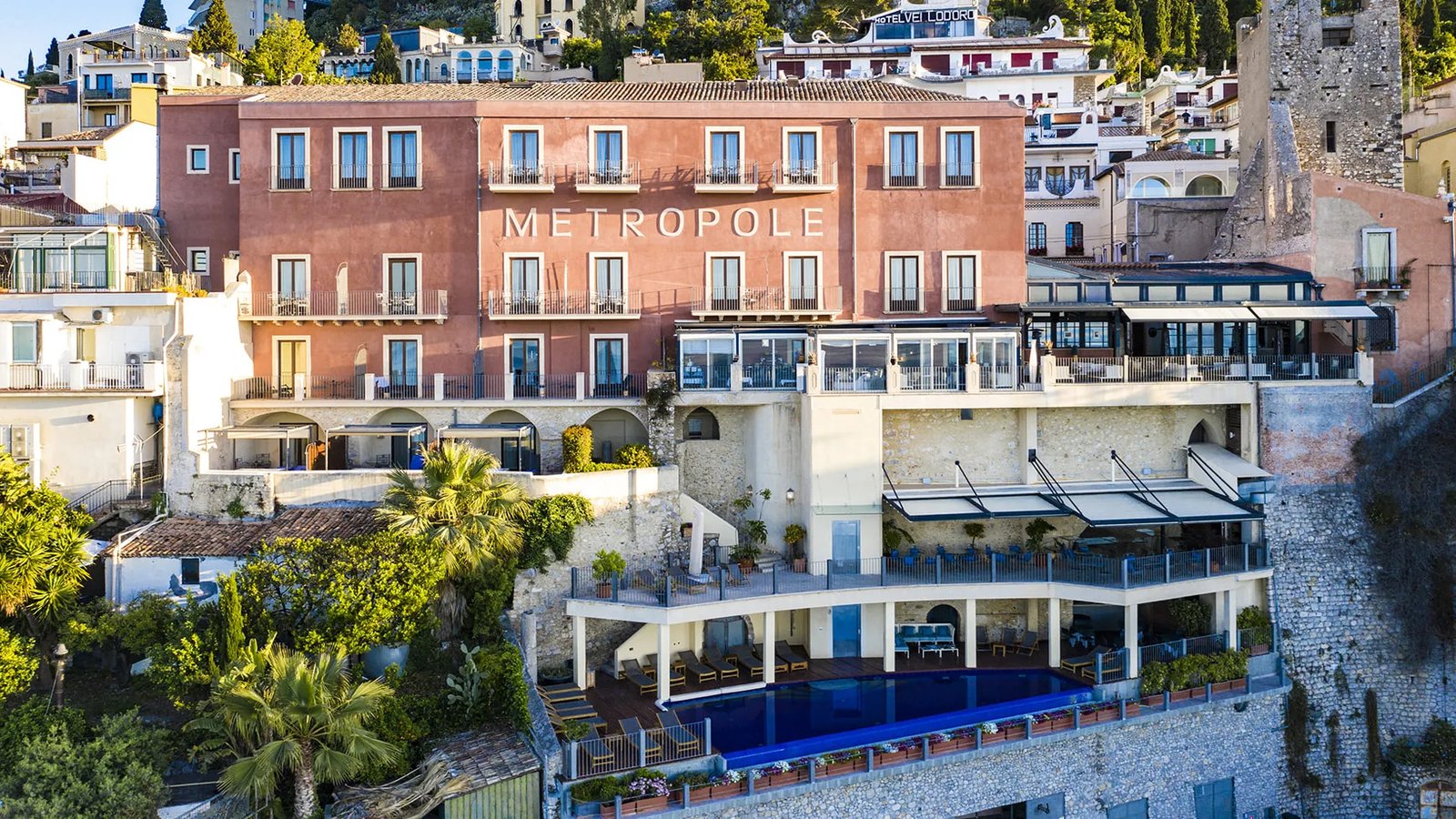 Villa Conrad Taormina, backstory