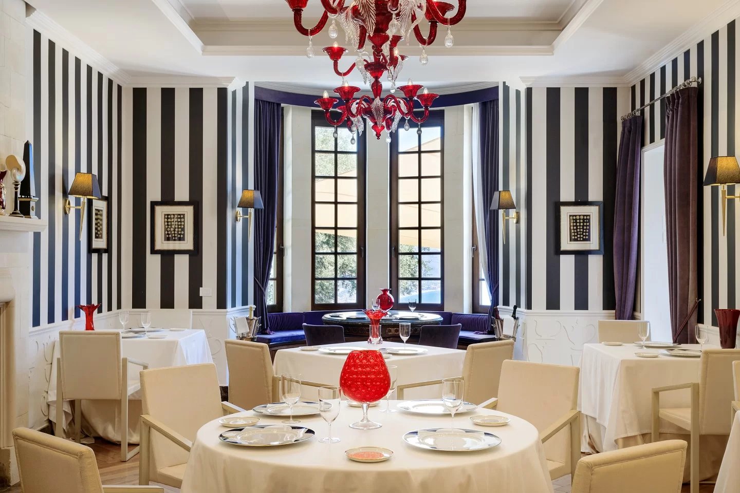 The Ashbee Hotel, eat & drink