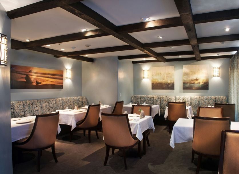 L'Auberge Carmel, eat & drink