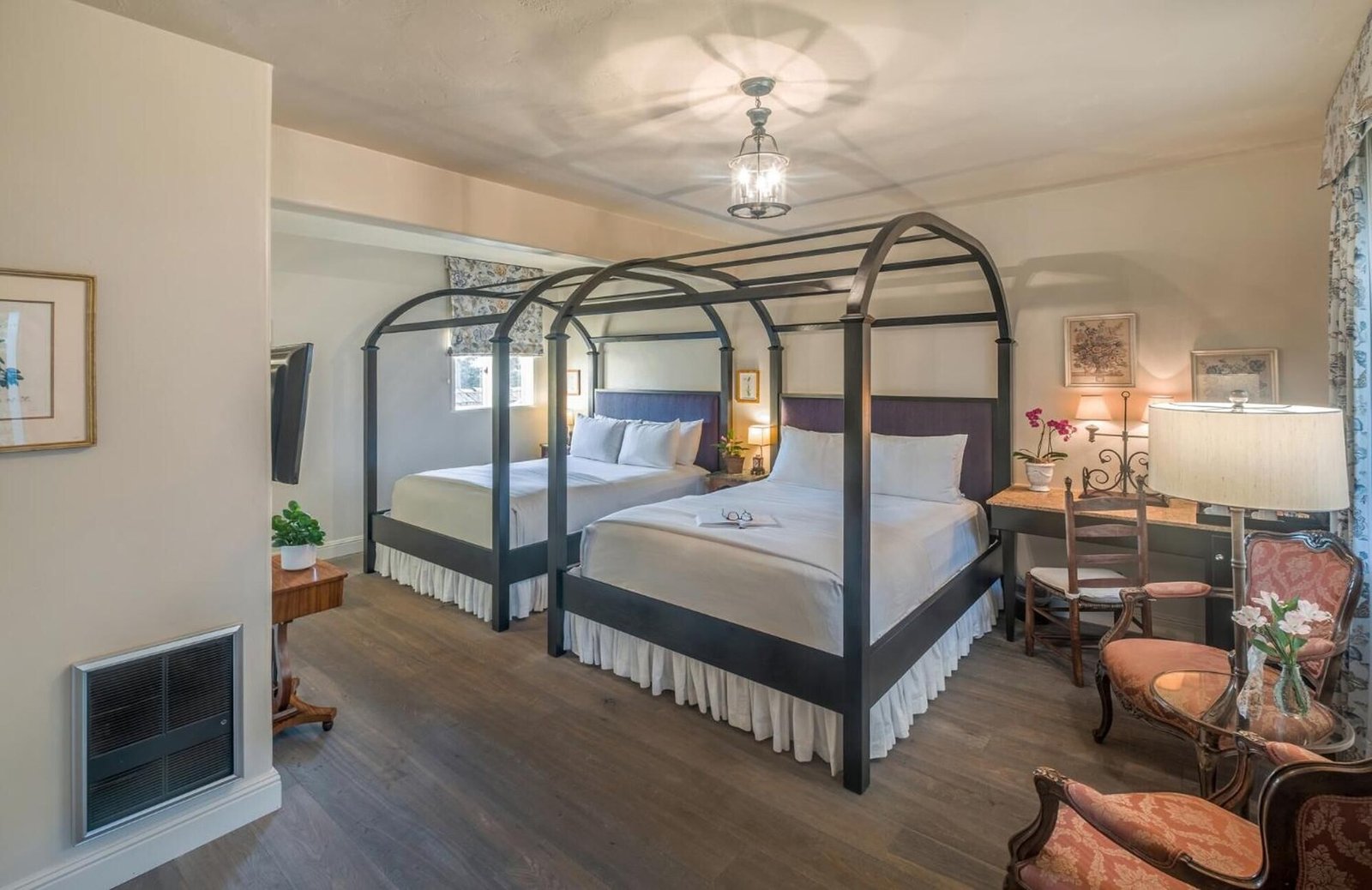 L'Auberge Carmel, rooms
