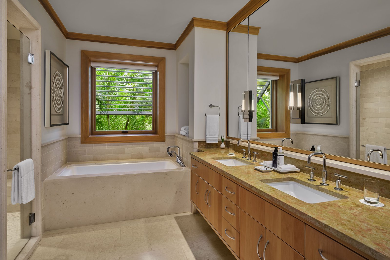 The Resort at Kapalua Bay, Maui, rooms