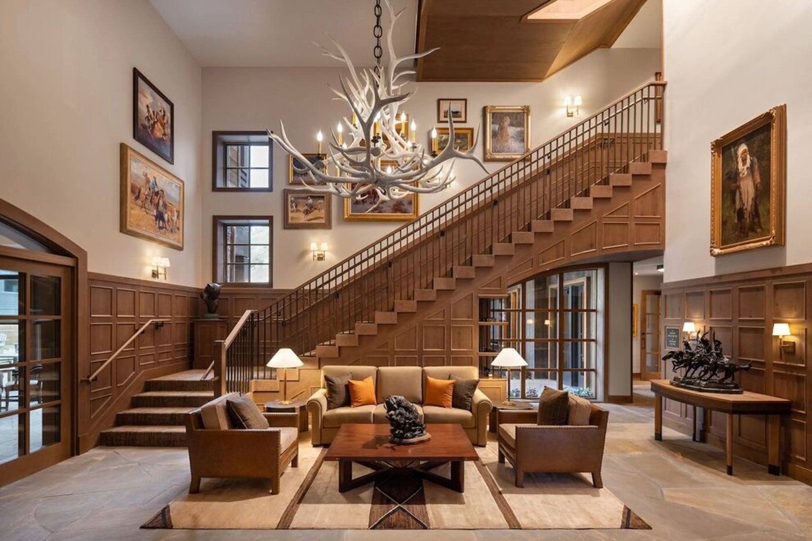 The Rusty Parrot Lodge and Spa, vibe