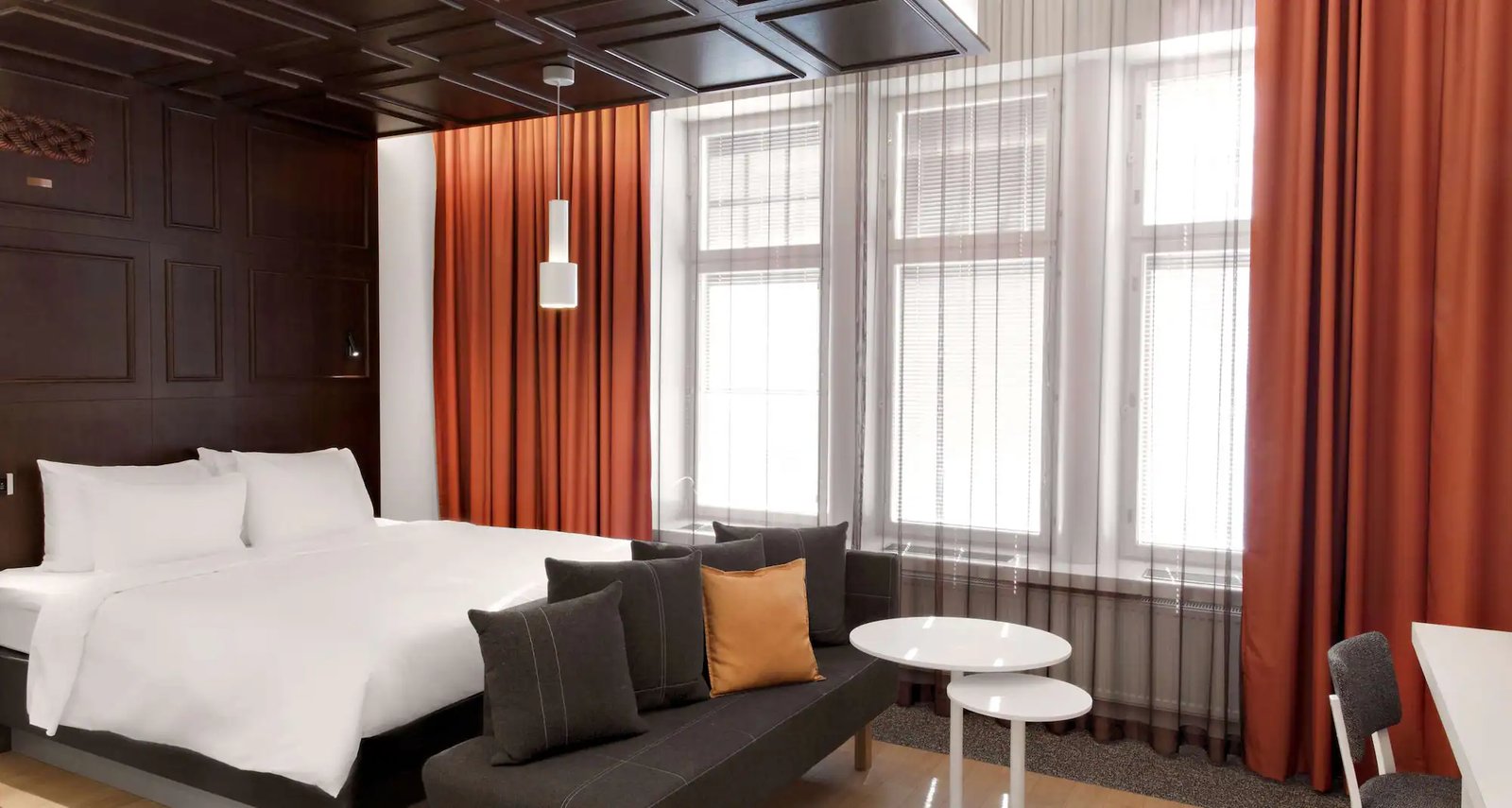 Radisson Blu Plaza Hotel — rooms