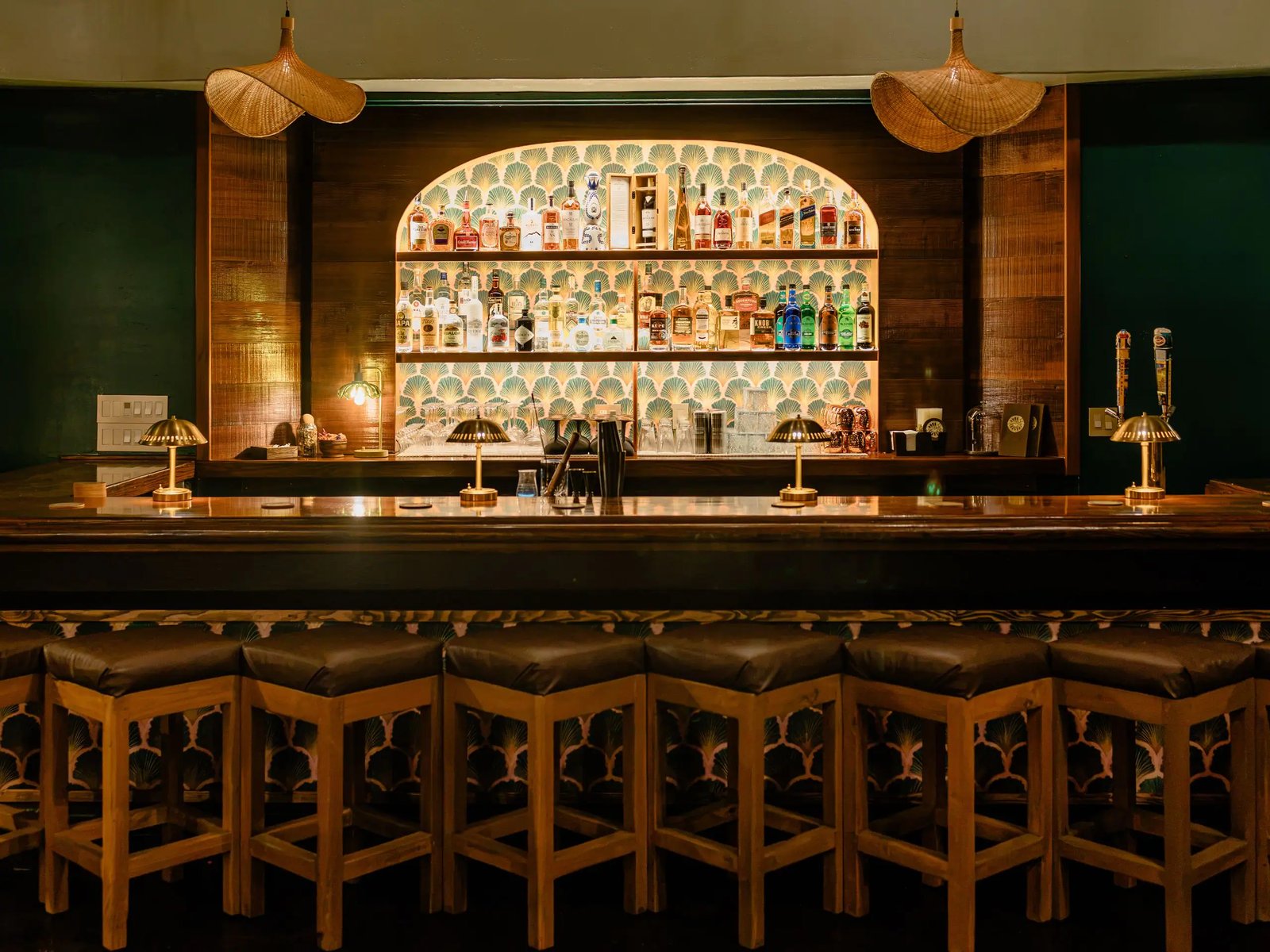 Hana-Maui Resort, a Destination by Hyatt Hotel, at the table