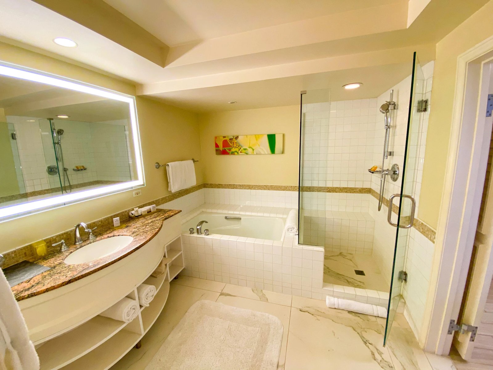 Grand Wailea, rooms