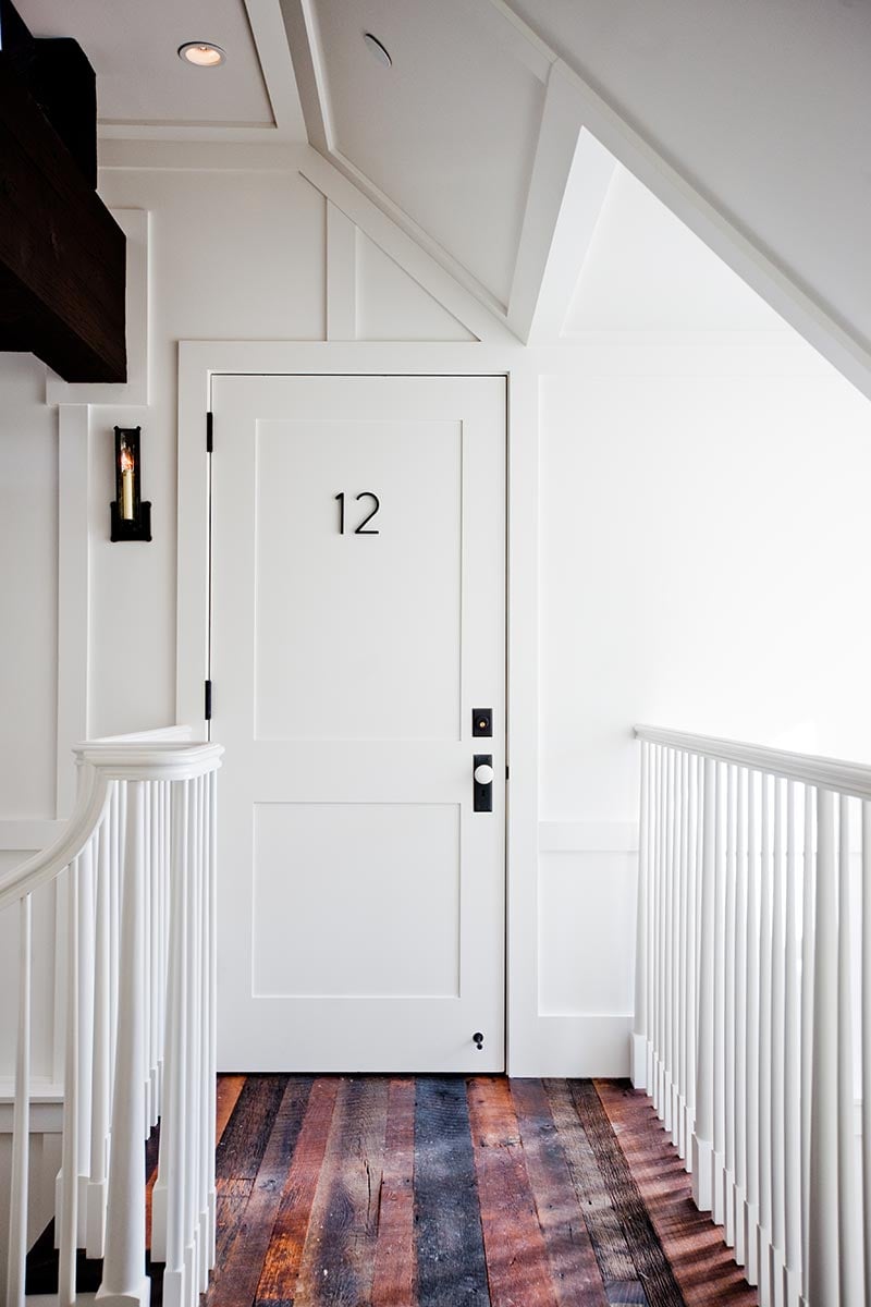 Washington School House Hotel, vibe