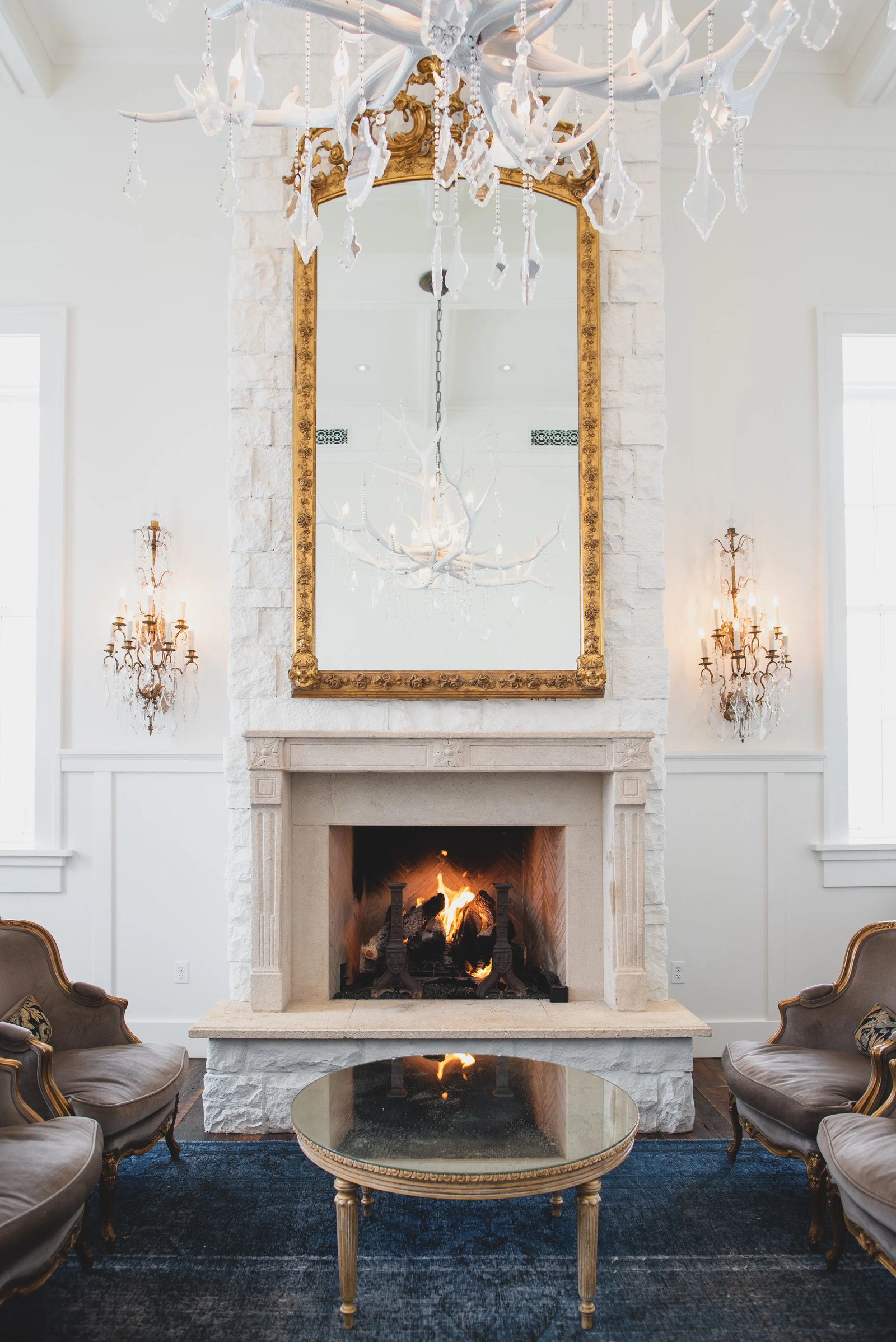 Washington School House Hotel, eat & drink