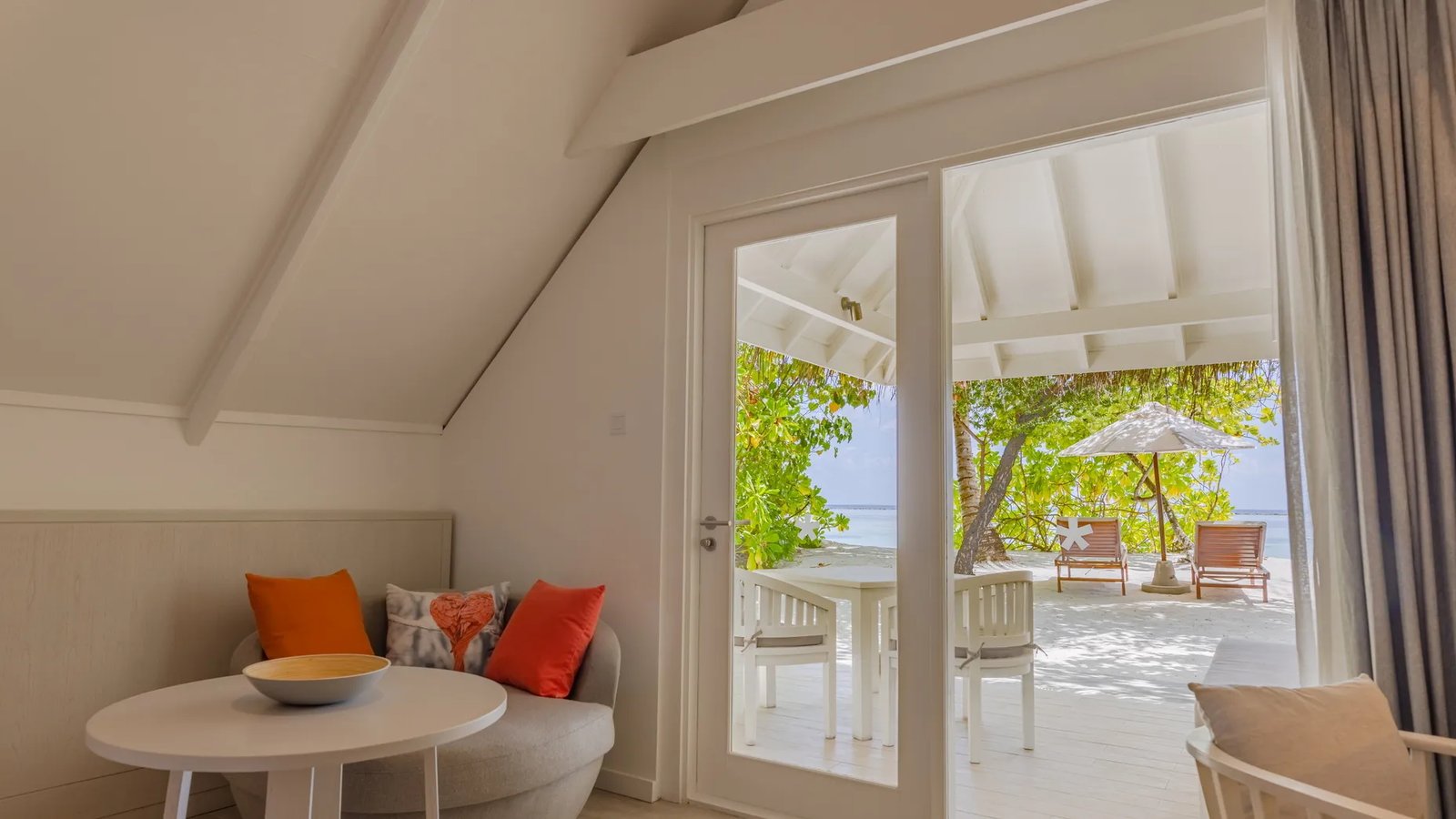 LUX South Ari Atoll, rooms