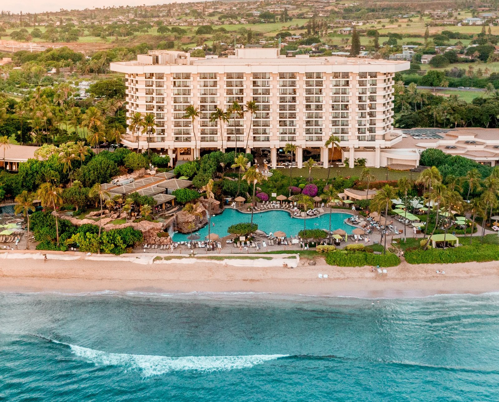 Hyatt Regency Maui Resort and Spa, backstory