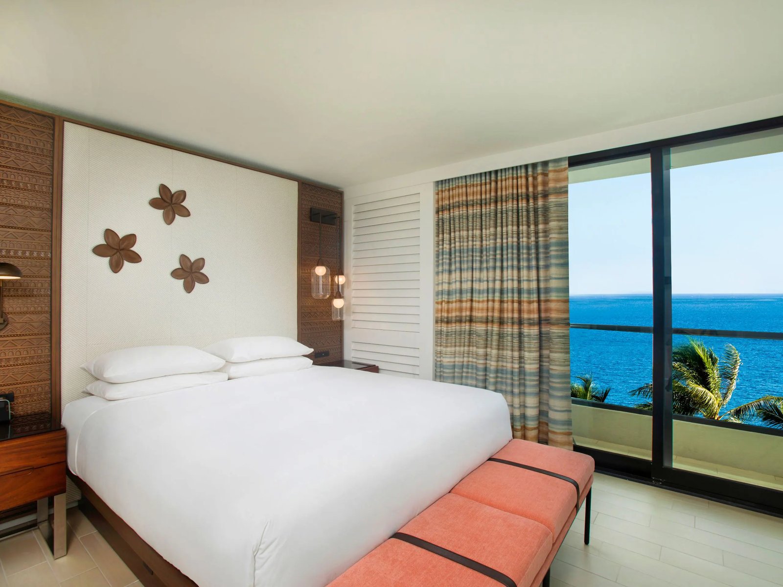 Hyatt Regency Maui Resort and Spa, rooms