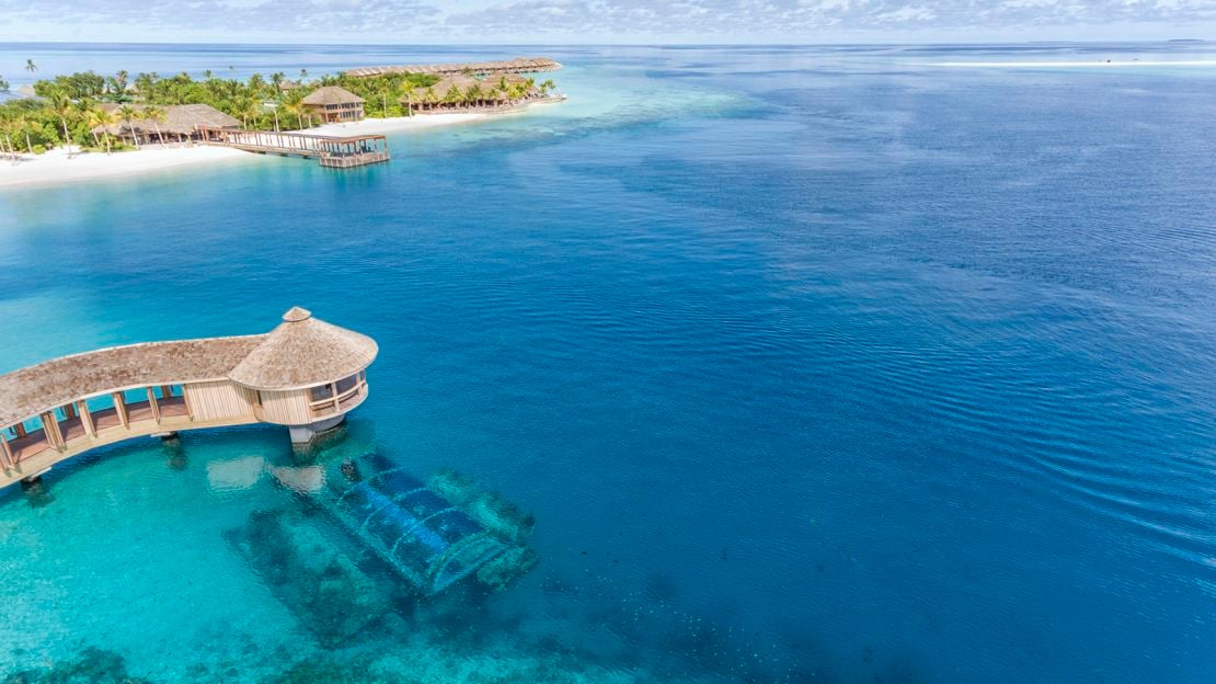 Hurawalhi Island Resort, how it began