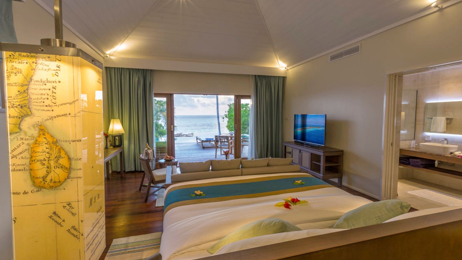 Hurawalhi Island Resort, rooms